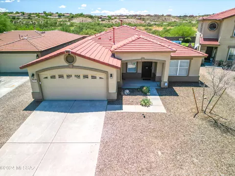10660 S Silverbluff Dr, Vail, AZ 85641 photo 2
