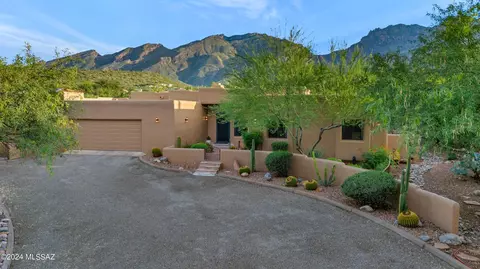 6449 E Paseo Otono, Tucson, AZ 85750