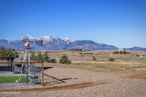 2 Chula Ct, Sonoita, AZ 85637
