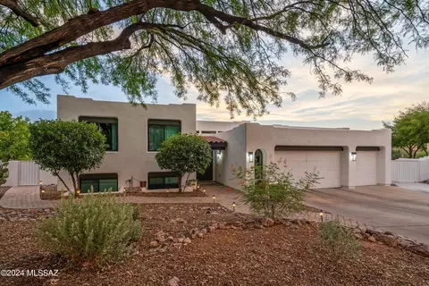 1891 W La Quinta Pl, Tucson, AZ 85737
