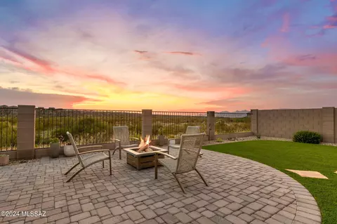 10218 S Moonlit Riverwalk Trl, Vail, AZ 85641