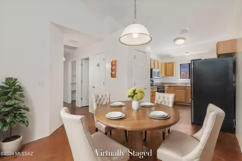 Dining - 413 E Geronimo Bluff Loop, Tucson, AZ 85705 photo 1 of 1