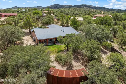 549 N Oak Hills Pl, Oracle, AZ 85623