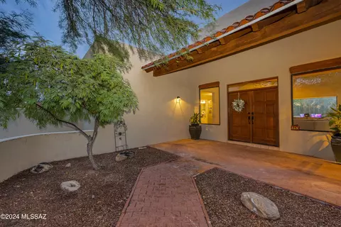 70 E Florence Rd, Tucson, AZ 85704 photo 4