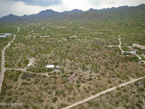 1800 W Turtle Dove Dr, Tucson, AZ 85755