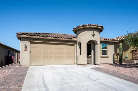 12117 N Golden Mirror Dr, Marana, AZ 85658