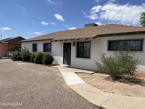 4717 Eastland St, Tucson, AZ 85711