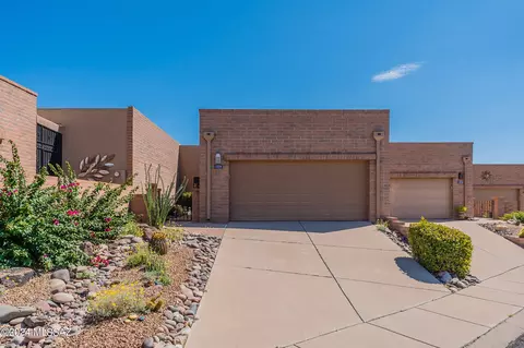 1224 W Camino Del Pato, Green Valley, AZ 85622