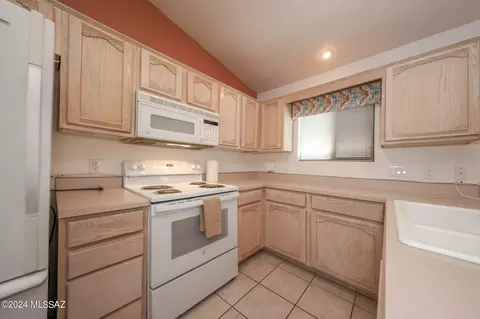 7193 E Maritime Dr, Tucson, AZ 85756 photo 13