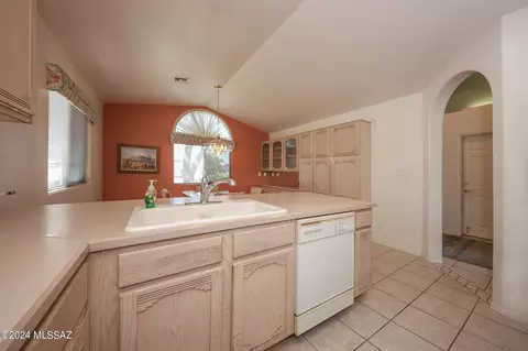 7193 E Maritime Dr, Tucson, AZ 85756 photo 9