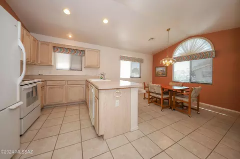 7193 E Maritime Dr, Tucson, AZ 85756 photo 7