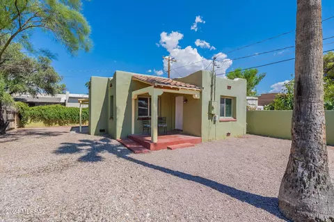3913 S 9th Ave, Tucson, AZ 85714