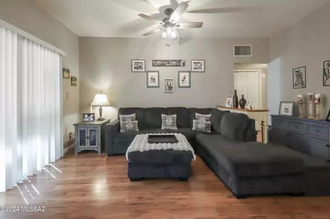 5500 N Valley View Rd #105, Tucson, AZ 85718