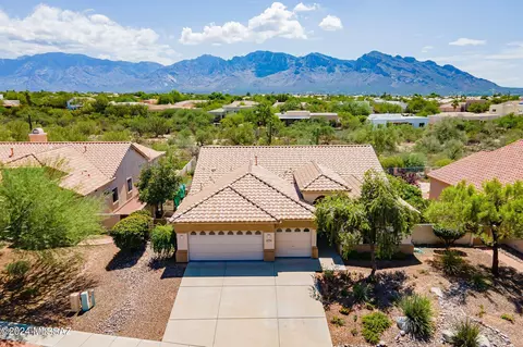11304 N Cactus Rose Dr, Oro Valley, AZ 85737