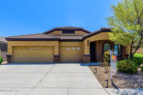 9948 N Niobrara Way, Tucson, AZ 85742