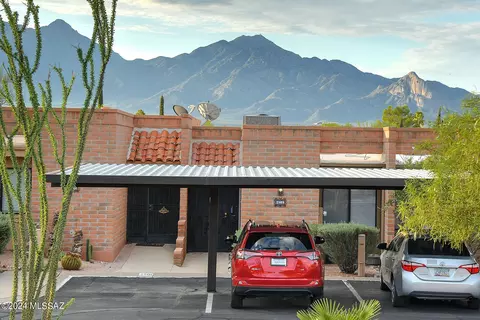 2505 S Calle Cervantes, Green Valley, AZ 85622