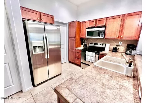 2016 E River Rd #204, Tucson, AZ 85718 photo 8