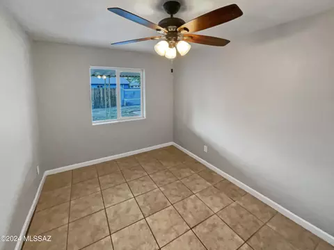Bedroom - 6051 E 29th St, Tucson, AZ 85711 photo 2 of 4