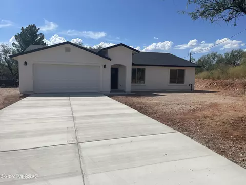 945 Epun Ct, Rio Rico, AZ 85648