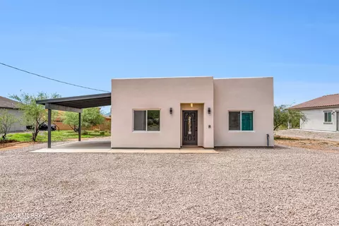 1844 Isabel Ct, Rio Rico, AZ 85648