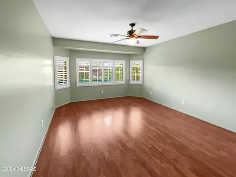 Living - 7638 E Picket Fence Ln, Tucson, AZ 85756 photo 3 of 4