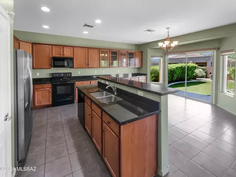 Kitchen - 7638 E Picket Fence Ln, Tucson, AZ 85756 photo 1 of 3