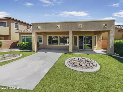 Exterior - 7638 E Picket Fence Ln, Tucson, AZ 85756 photo 2 of 3
