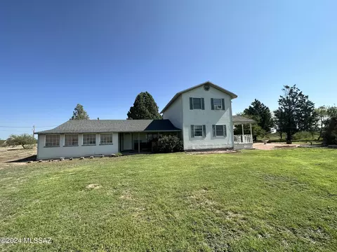 Exterior - 3333 N Circle I Rd, Willcox, AZ 85643 photo 3 of 6