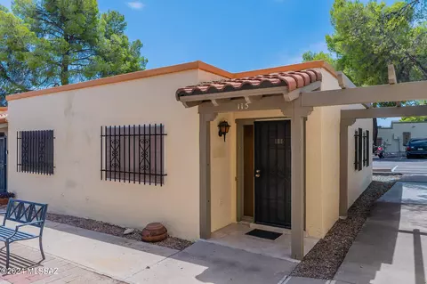 115 W Calle Del Ano, Green Valley, AZ 85614