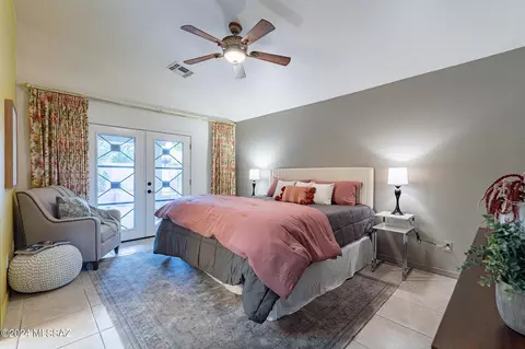 9651 E Belasco Loop, Tucson, AZ 85748 photo 6