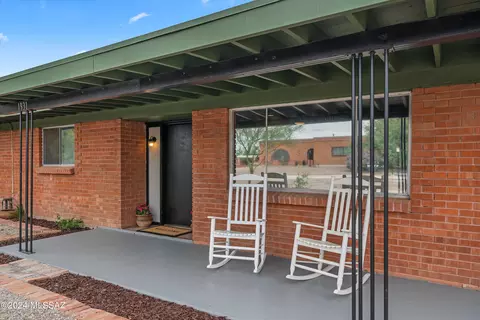 1931 W Calle Mecedora, Tucson, AZ 85745