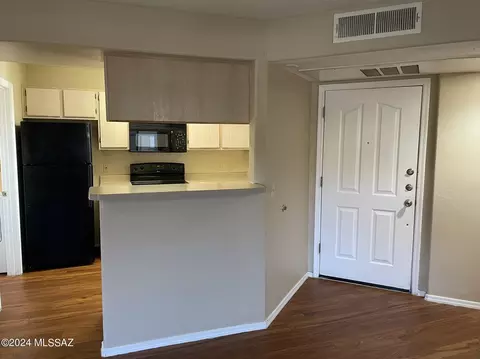 5751 N Kolb Rd #25101, Tucson, AZ 85750