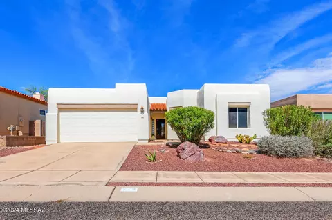 715 N Northern Vista Pl, Tucson, AZ 85748