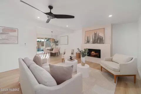 1618 S Avenida Ursa, Tucson, AZ 85710