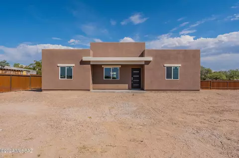 10309 S Summit Park Rd, Tucson, AZ 85756