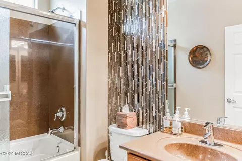 Bath - 13857 E Cardemore Dr, Vail, AZ 85641 photo 2 of 2