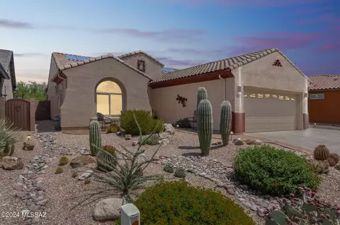 Exterior - 13857 E Cardemore Dr, Vail, AZ 85641 photo 9 of 11