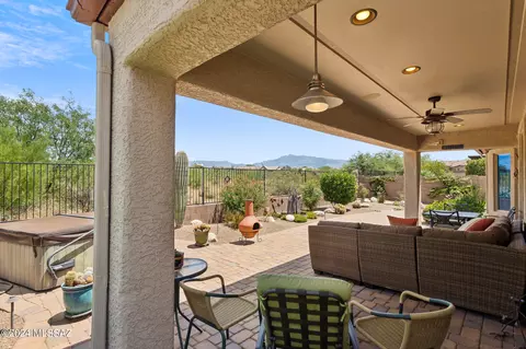 Exterior - 13857 E Cardemore Dr, Vail, AZ 85641 photo 2 of 11