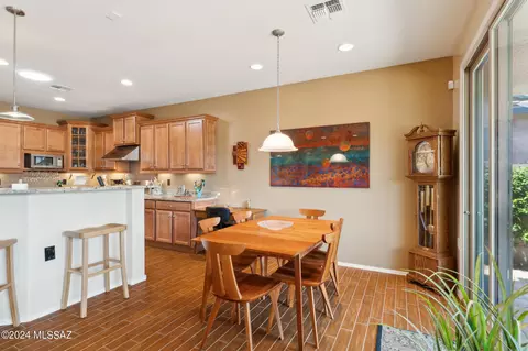 Dining - 13857 E Cardemore Dr, Vail, AZ 85641 photo 1 of 1