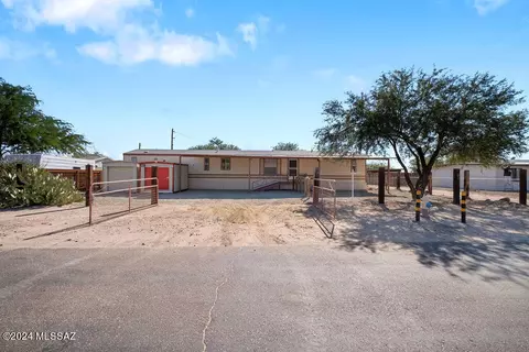 12672 N Morgan Dr, Marana, AZ 85653