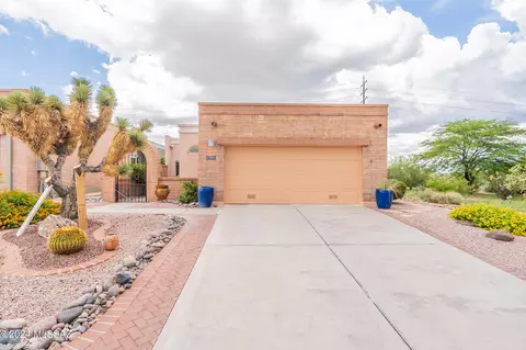 1544 W Vuelta Salvatierra, Green Valley, AZ 85622