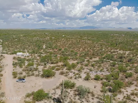 0 E Rustlers Trl #B/C, Tucson, AZ 85739 photo 4