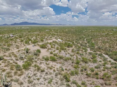 0 E Rustlers Trl #B/C, Tucson, AZ 85739 photo 38
