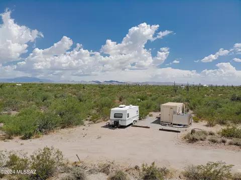 0 E Rustlers Trl #B/C, Tucson, AZ 85739 photo 5
