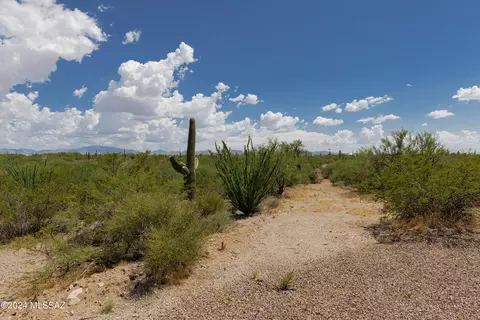0 E Rustlers Trl #B/C, Tucson, AZ 85739 photo 21