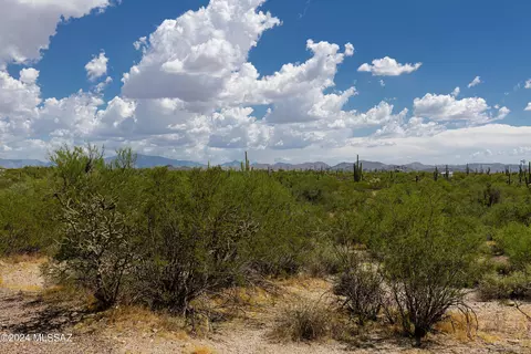 0 E Rustlers Trl #B/C, Tucson, AZ 85739 photo 10