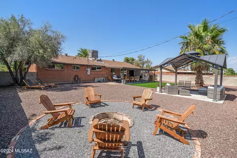 7441 E Princeton Dr, Tucson, AZ 85710