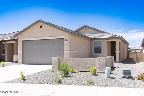 10531 W Harrigan Dr, Marana, AZ 85653