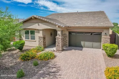13205 N Rainbow Cactus Ct, Oro Valley, AZ 85755