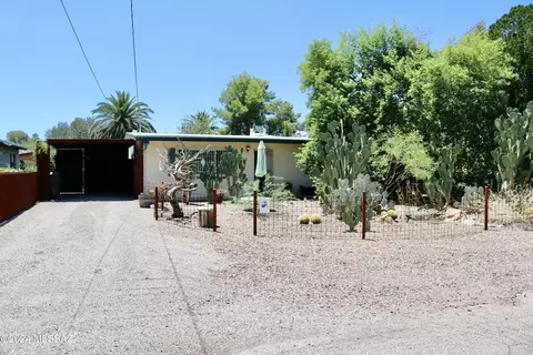 5116 E Adams St, Tucson, AZ 85712